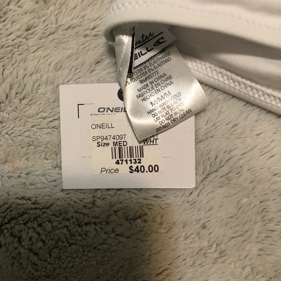 White bikini top - Picture 3 of 3